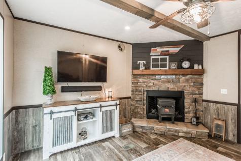 1791 New Harmony Road Hartsville TN 37074