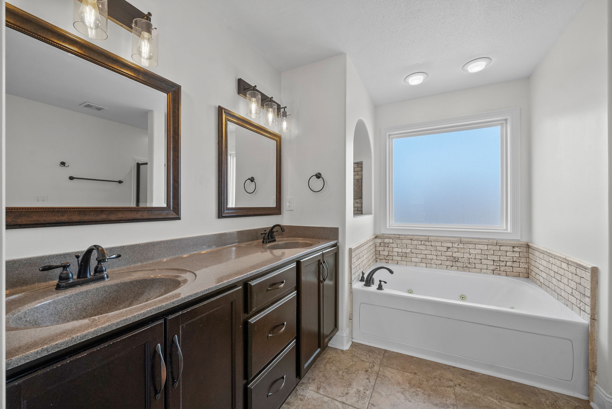 3734 Tradewinds Terrace Clarksville TN 37040