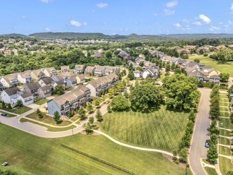 9549 Dresden Square Brentwood TN 37027