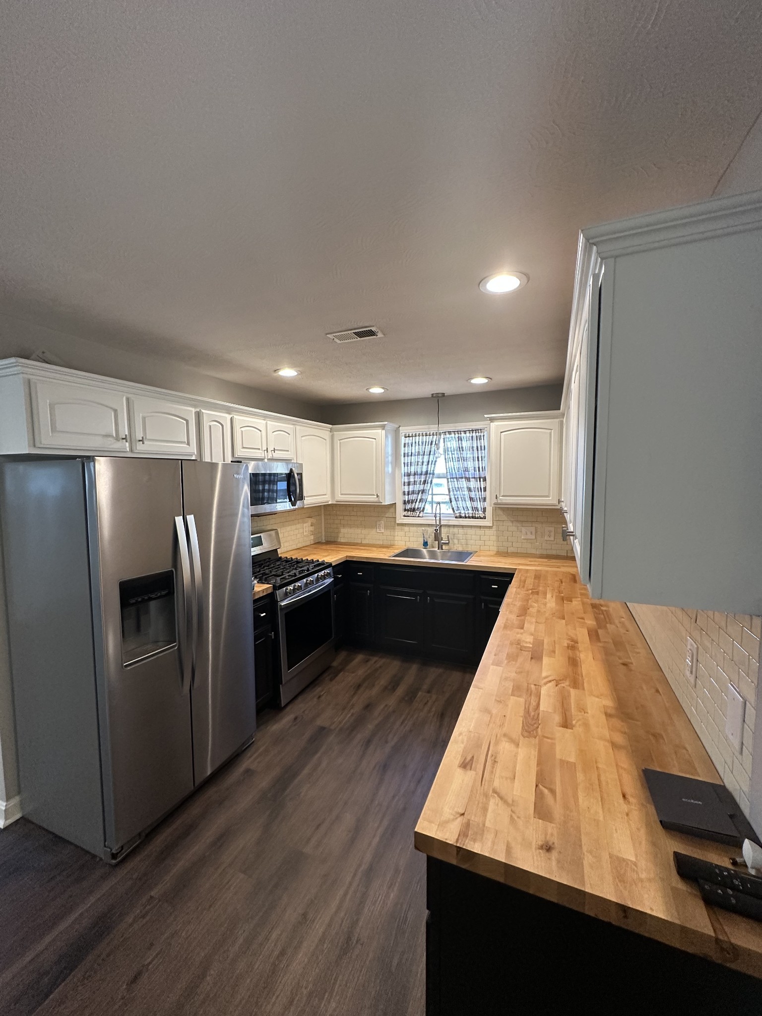 902 S Russell Street Portland TN 37148