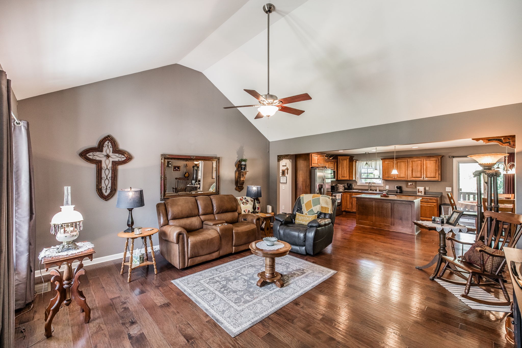 513 College Street Portland TN 37148
