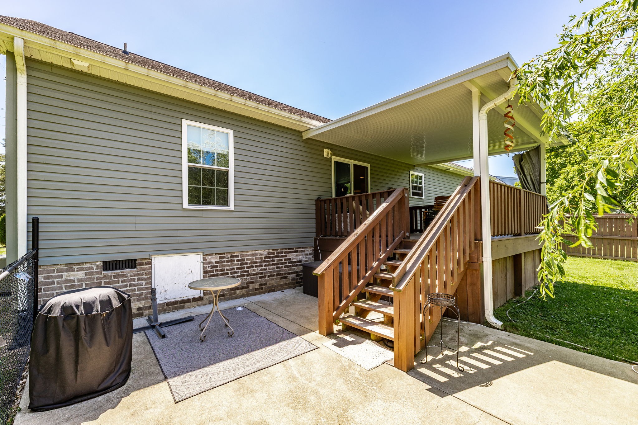 513 College Street Portland TN 37148