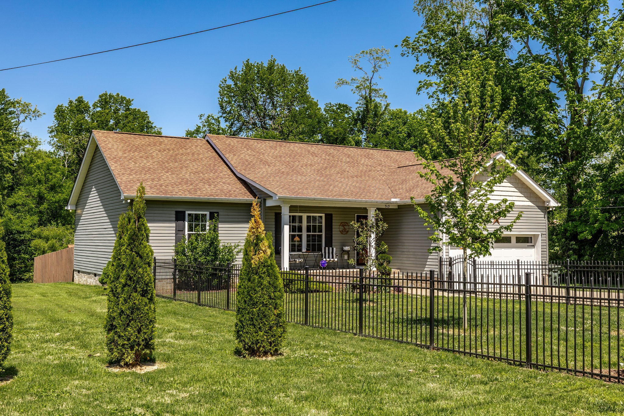 513 College Street Portland TN 37148