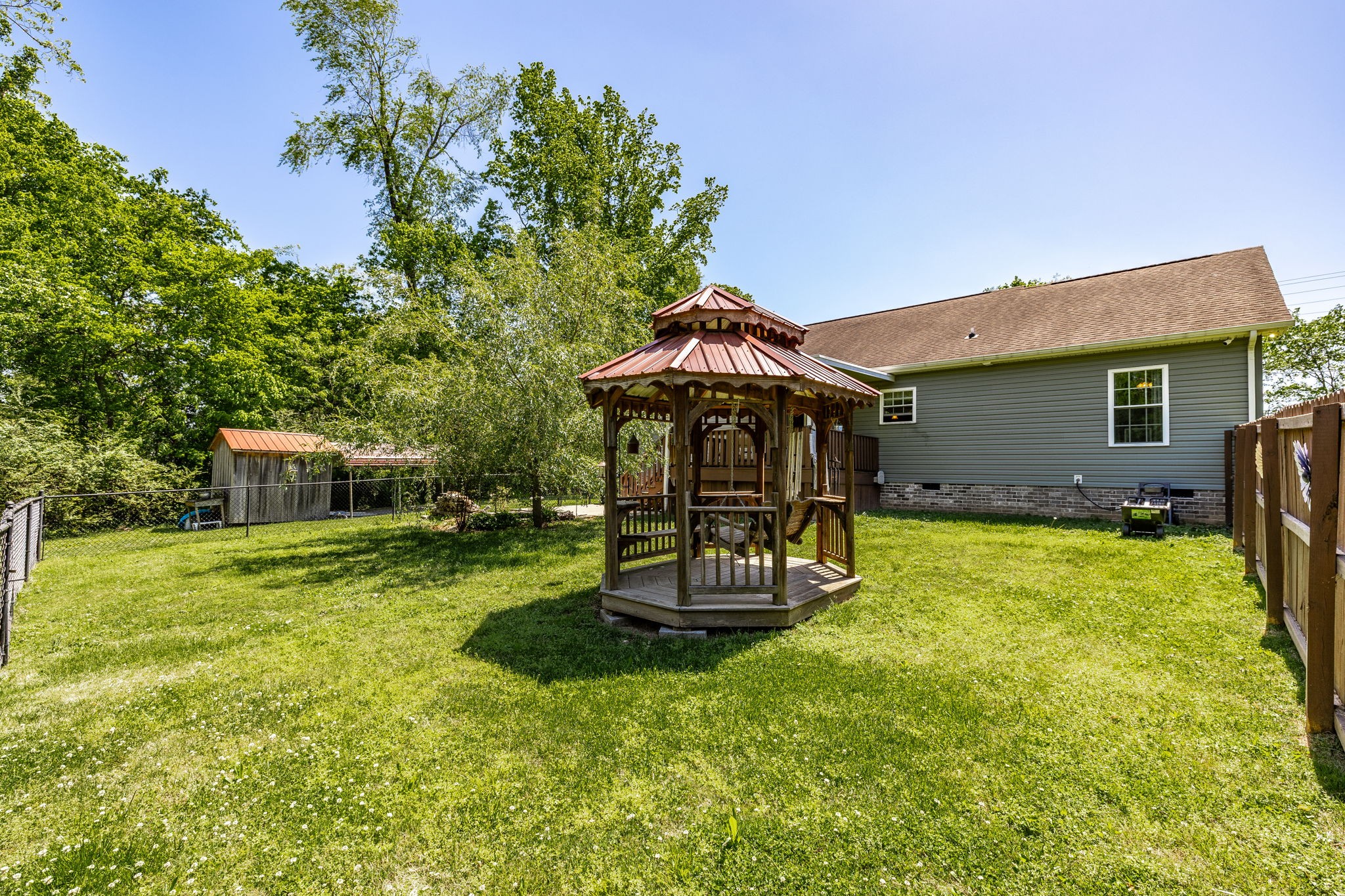 513 College Street Portland TN 37148