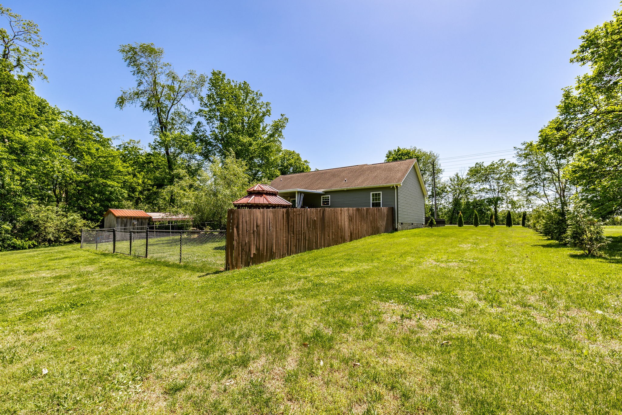 513 College Street Portland TN 37148