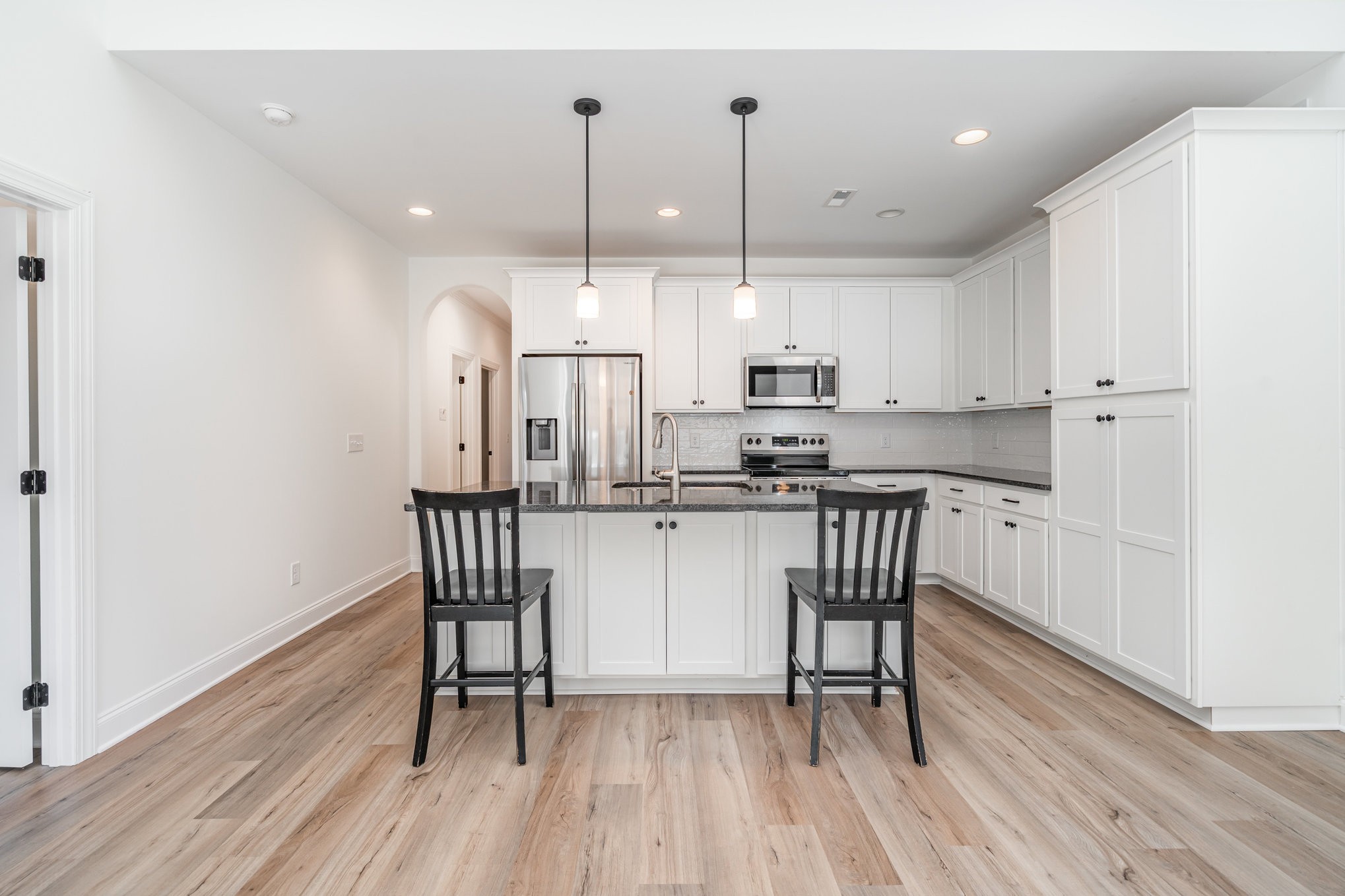 412 W Foxrun Springfield TN 37172