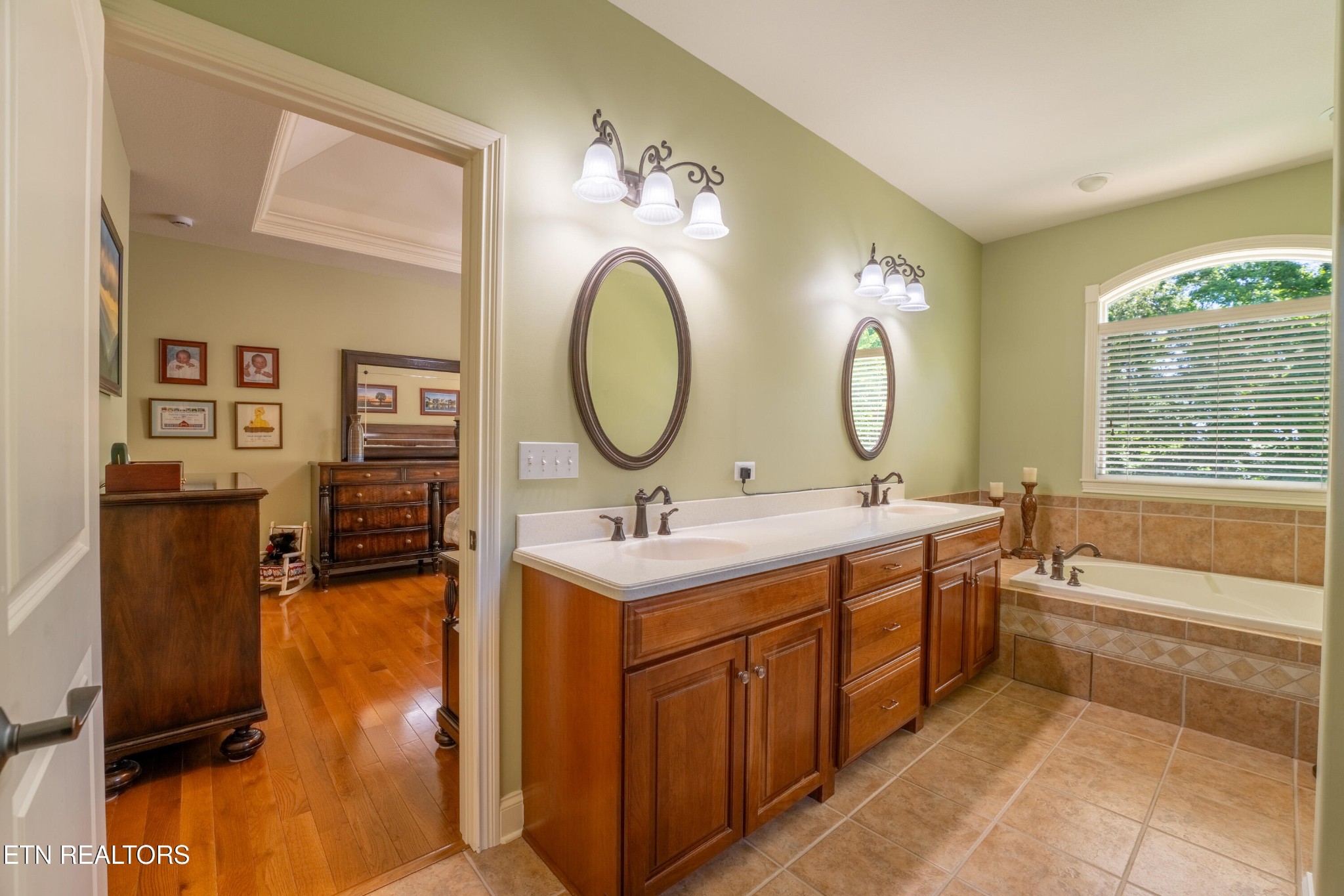 114 Skiatook Way Loudon TN 37774