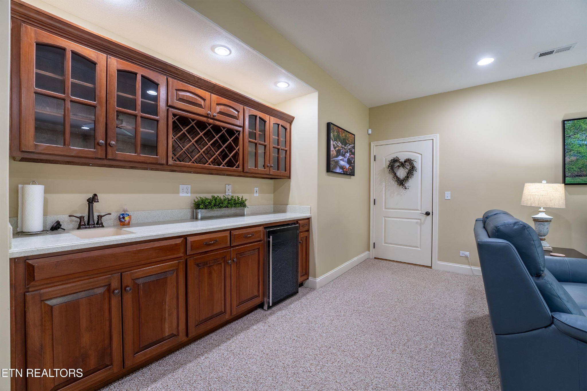 114 Skiatook Way Loudon TN 37774