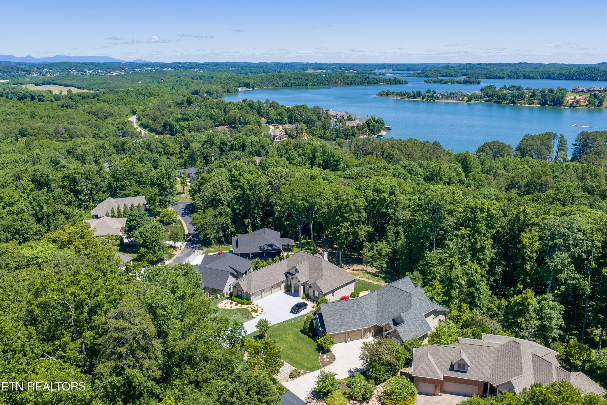 114 Skiatook Way Loudon TN 37774
