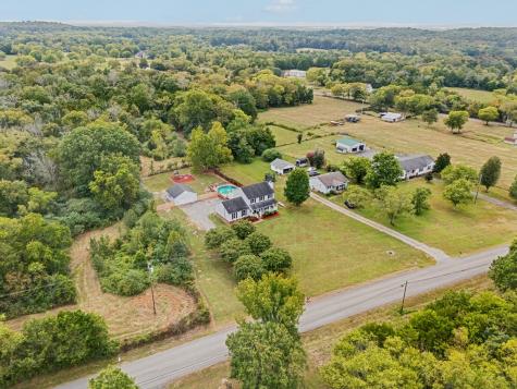 4011 Central Valley Road Murfreesboro TN 37129