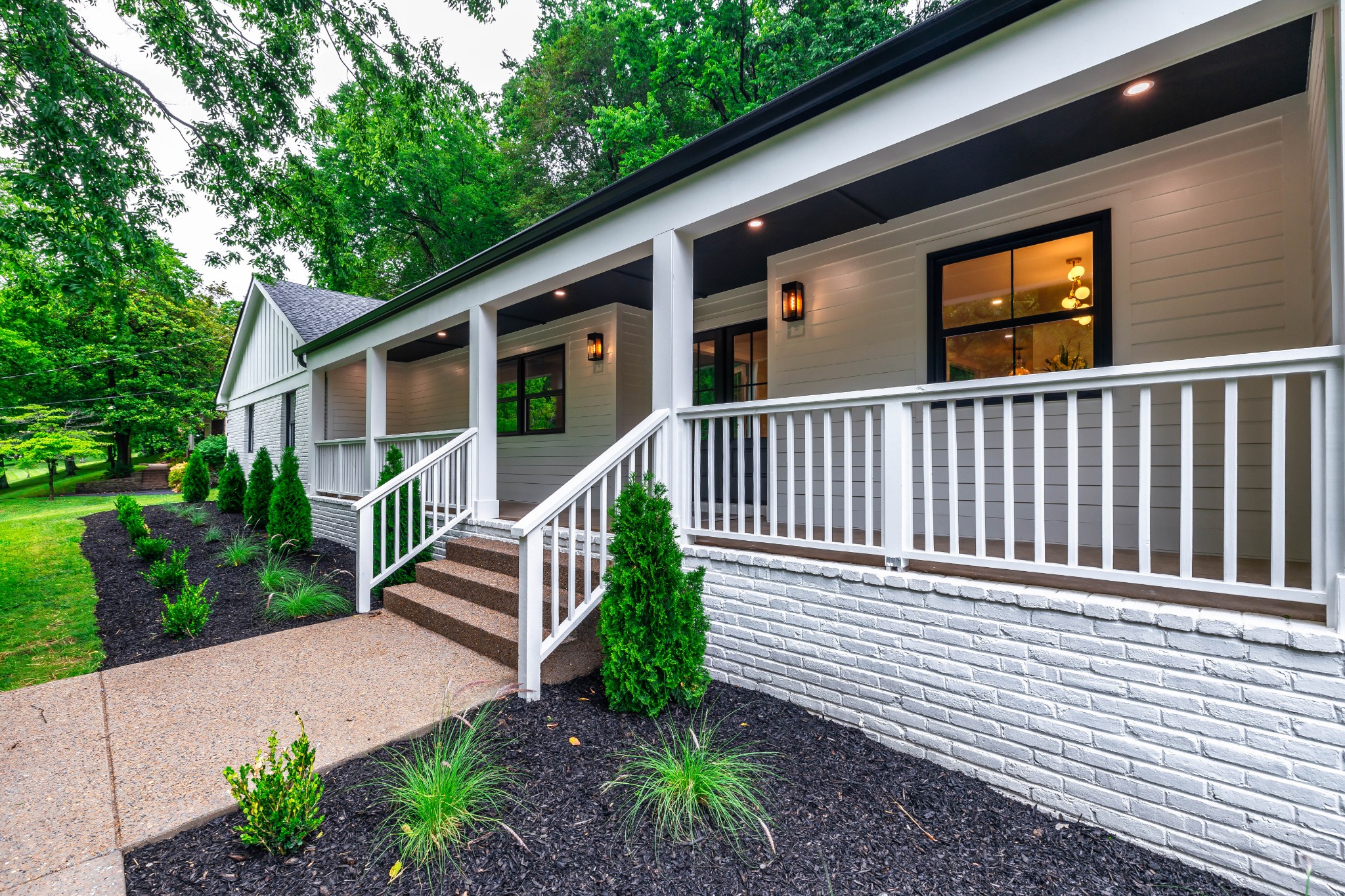 5821 Fredricksburg Drive Nashville TN 37215