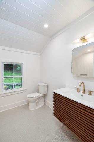 5821 Fredricksburg Drive Nashville TN 37215