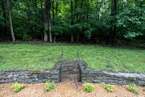 5821 Fredricksburg Drive Nashville TN 37215