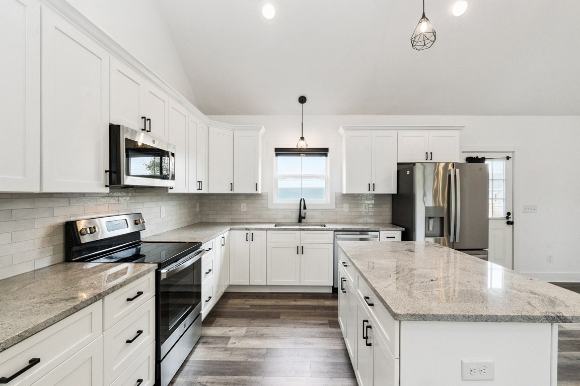 3293 Nashville Highway Lewisburg TN 37091