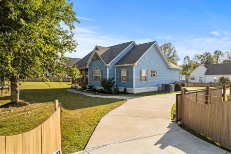 832 Blakemore Road Dickson TN 37055