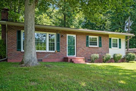 1002 Lakeside Circle Ashland City TN 37015