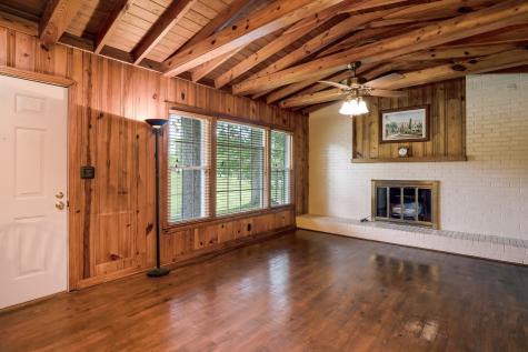 1002 Lakeside Circle Ashland City TN 37015