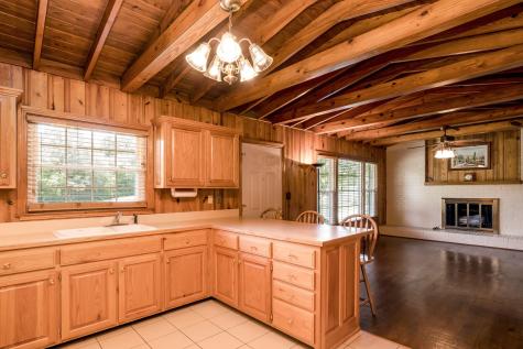 1002 Lakeside Circle Ashland City TN 37015