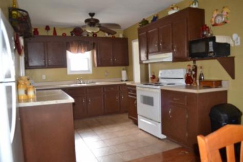 218 E Lake Avenue Celina TN 38551