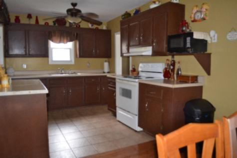 218 E Lake Avenue Celina TN 38551