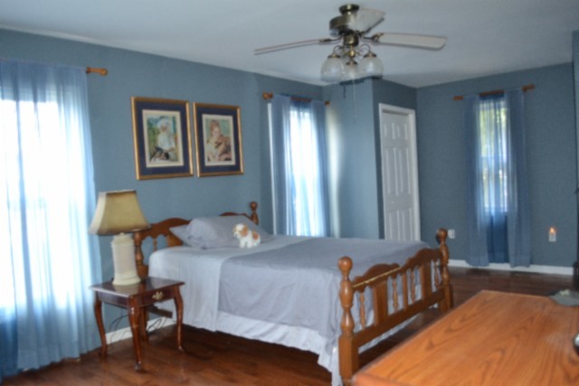 218 E Lake Avenue Celina TN 38551