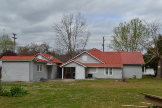 218 E Lake Avenue Celina TN 38551