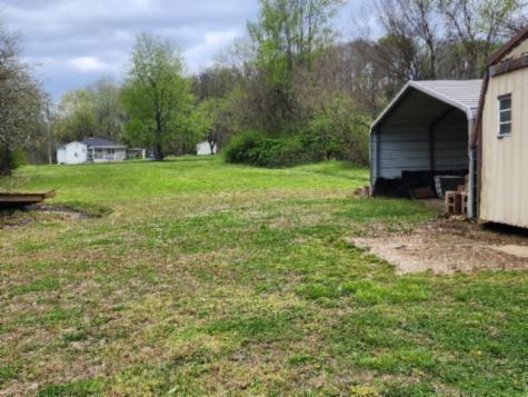 218 E Lake Avenue Celina TN 38551