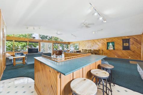 62 Lakeshore Drive New Concord KY 42076