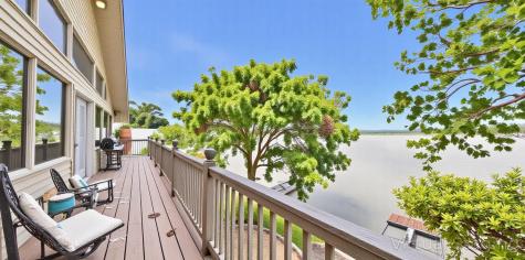 62 Lakeshore Drive New Concord KY 42076