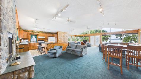 62 Lakeshore Drive New Concord KY 42076