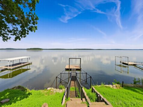 62 Lakeshore Drive New Concord KY 42076