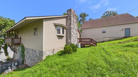 62 Lakeshore Drive New Concord KY 42076