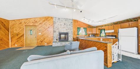 62 Lakeshore Drive New Concord KY 42076