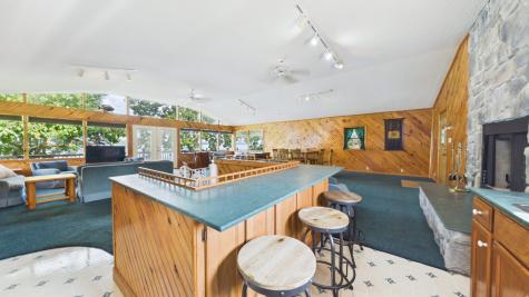 62 Lakeshore Drive New Concord KY 42076
