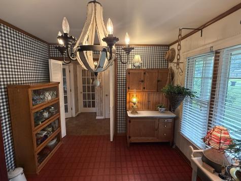 102 Essex Court Tullahoma TN 37388