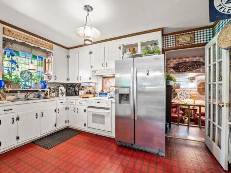 102 Essex Court Tullahoma TN 37388