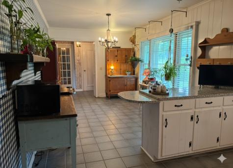 102 Essex Court Tullahoma TN 37388