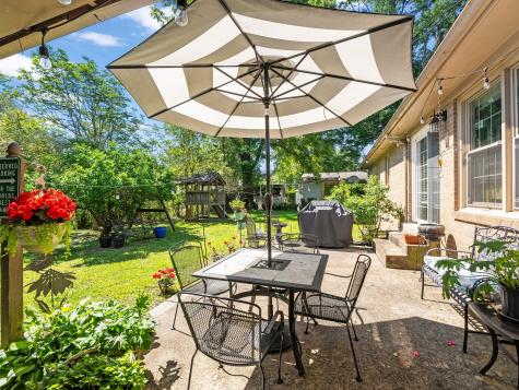 102 Essex Court Tullahoma TN 37388