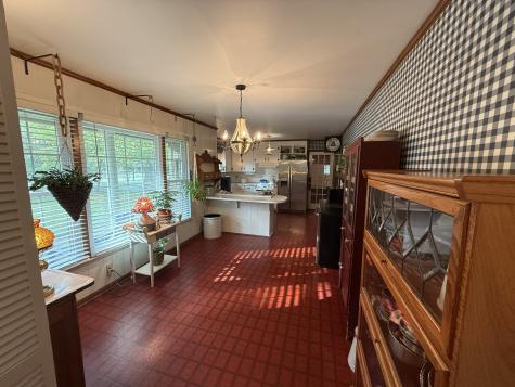 102 Essex Court Tullahoma TN 37388