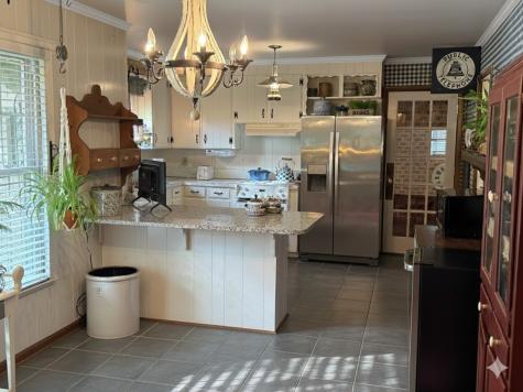 102 Essex Court Tullahoma TN 37388