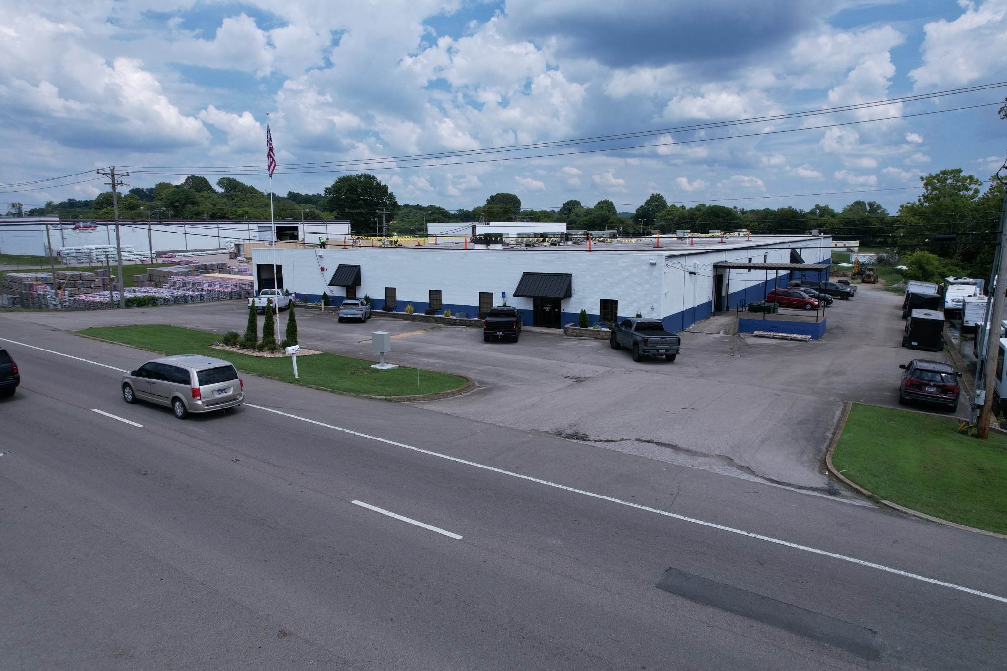 1512 Nashville Highway Columbia TN 38401
