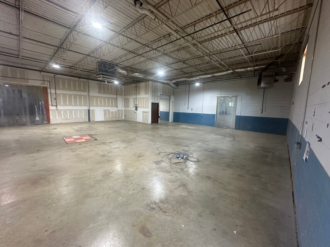 1512 Nashville Highway Columbia TN 38401