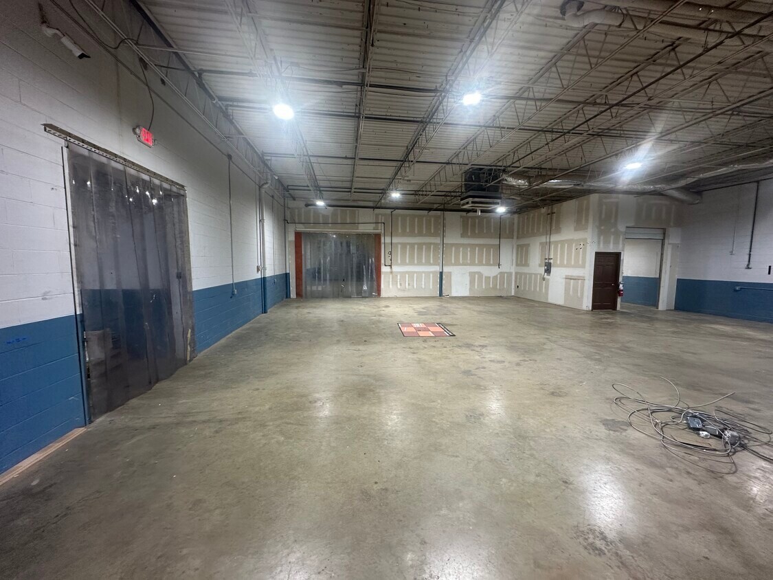 1512 Nashville Highway Columbia TN 38401