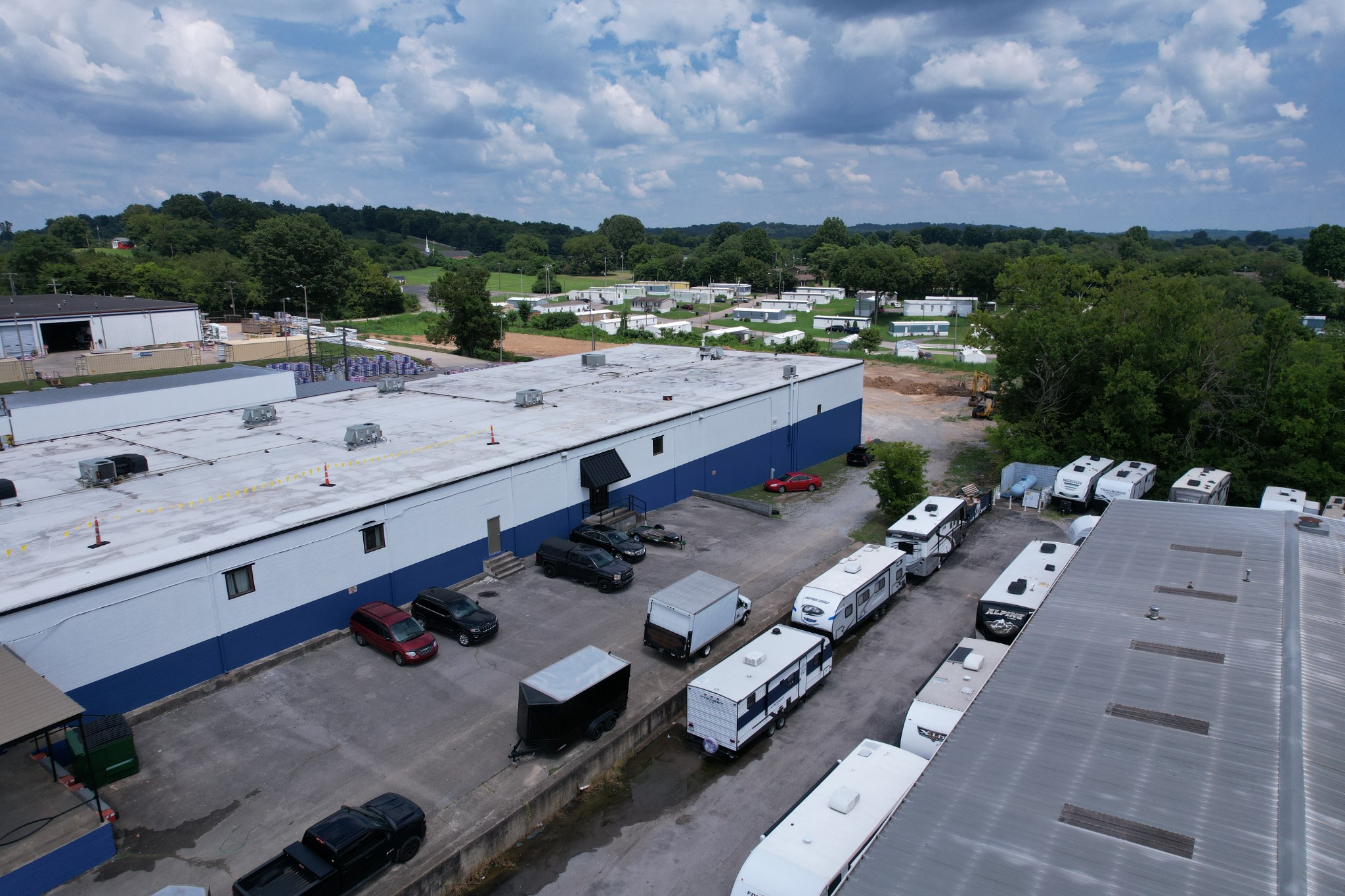 1512 Nashville Highway Columbia TN 38401