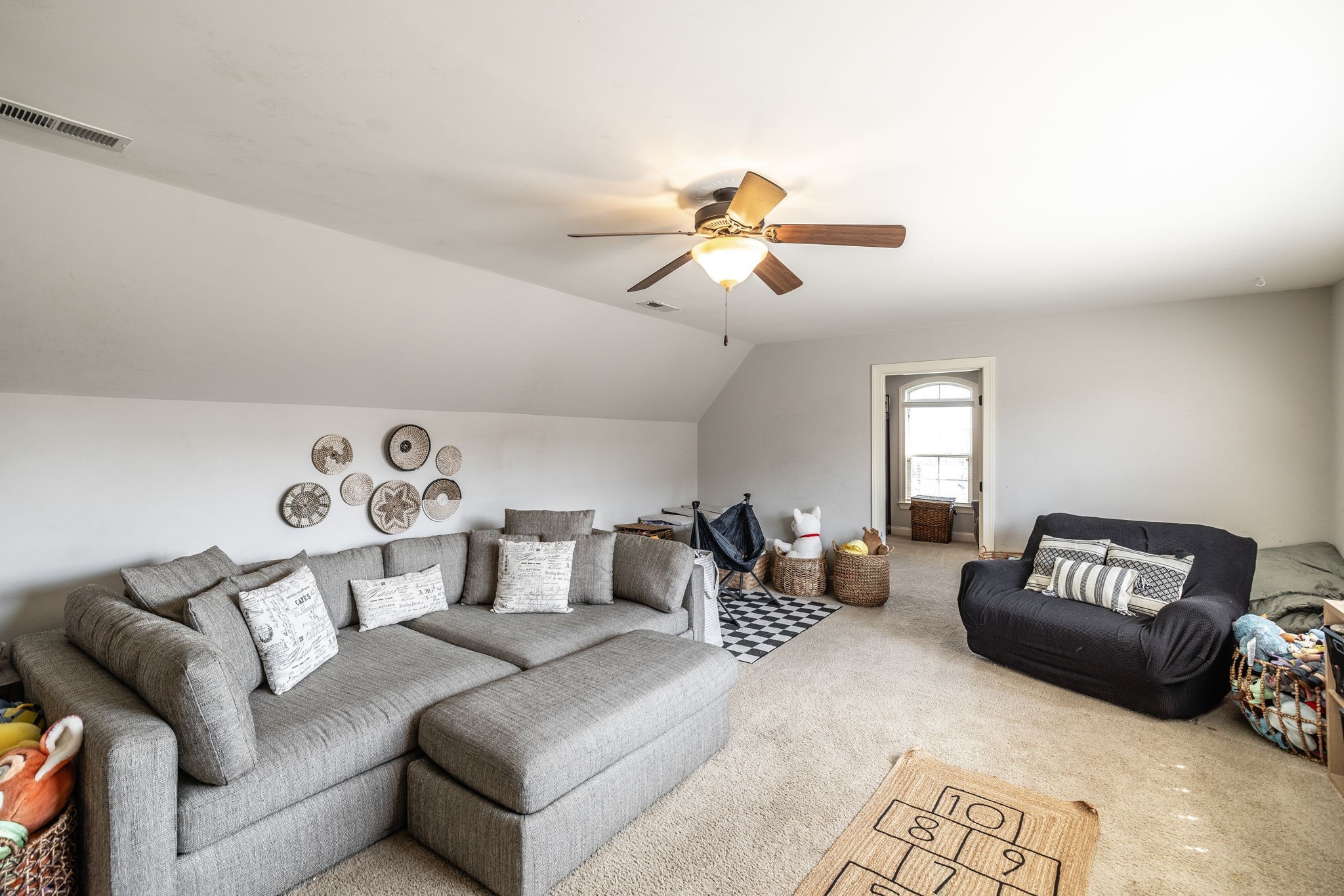2140 Gorden Crossing Gallatin TN 37066