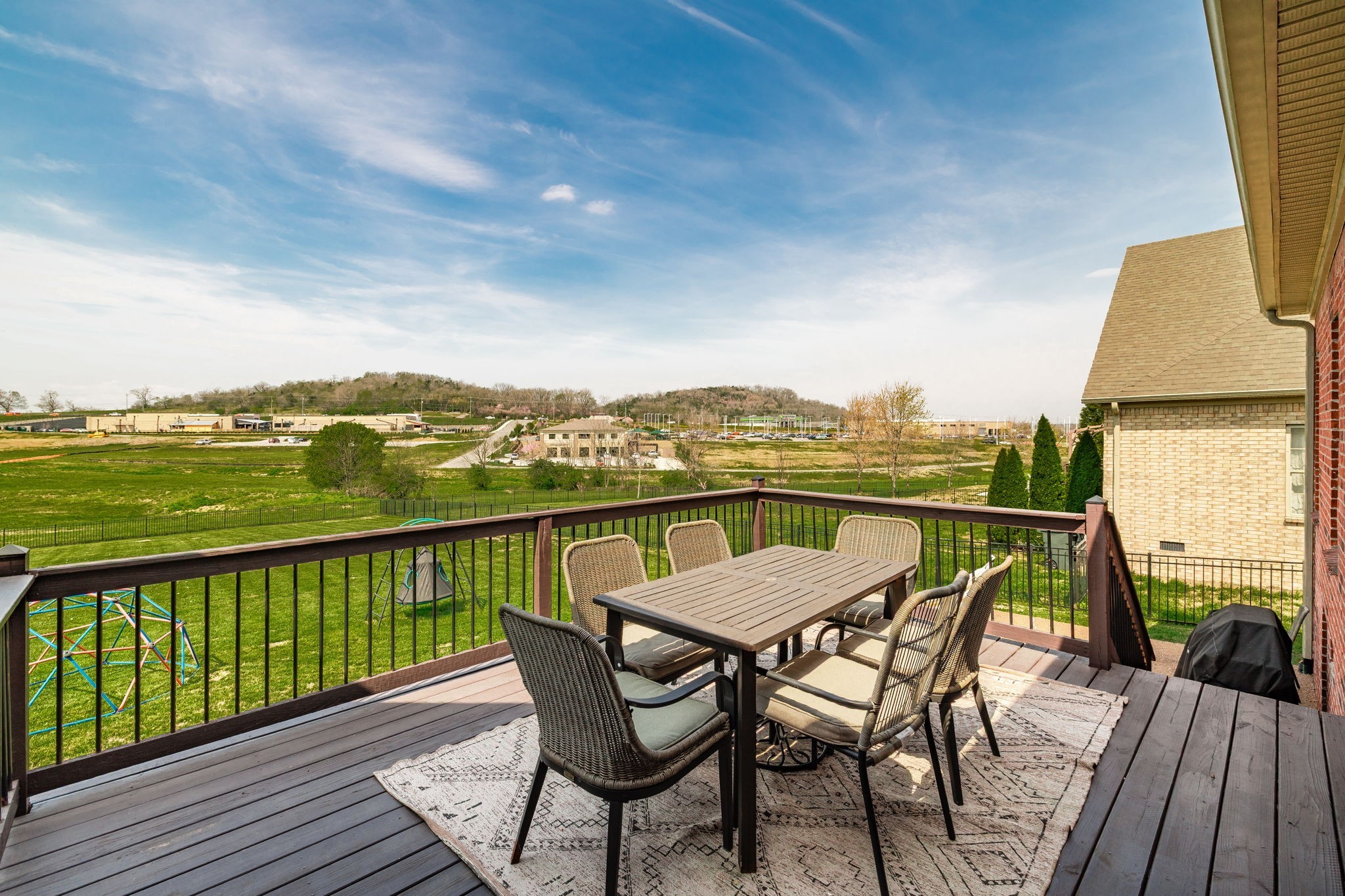 2140 Gorden Crossing Gallatin TN 37066