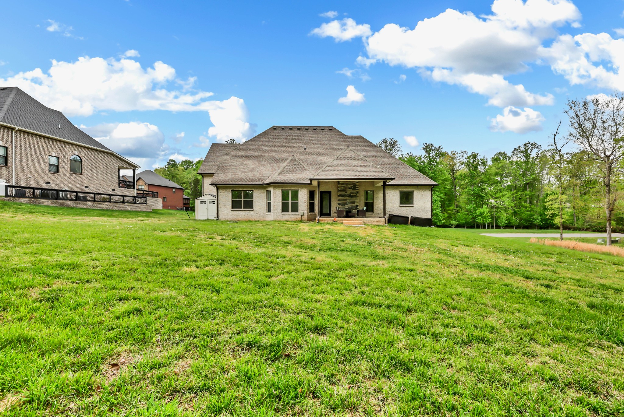 1689 Double R Boulevard Clarksville TN 37042