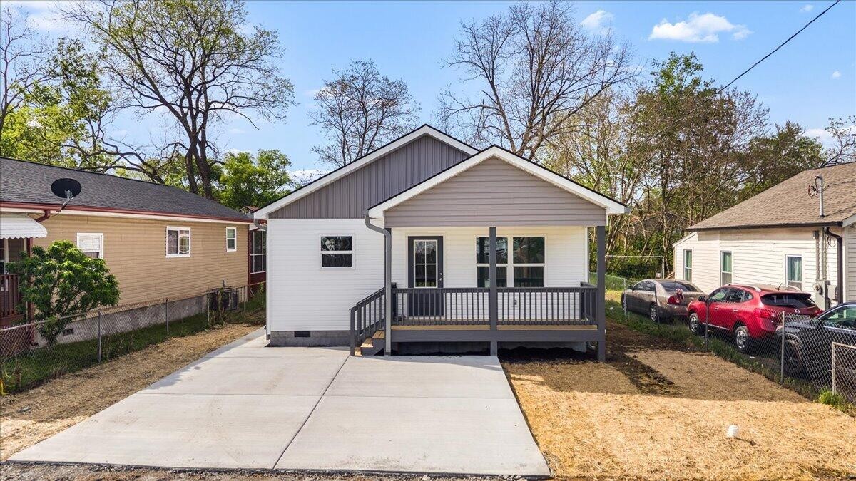 1604 E 46th St Place Chattanooga TN 37407