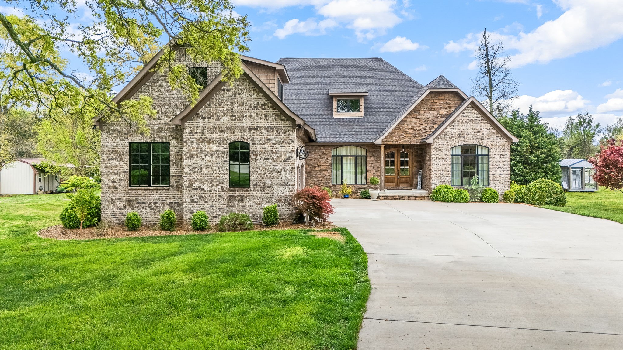 1001 Williams Street Decherd TN 37324