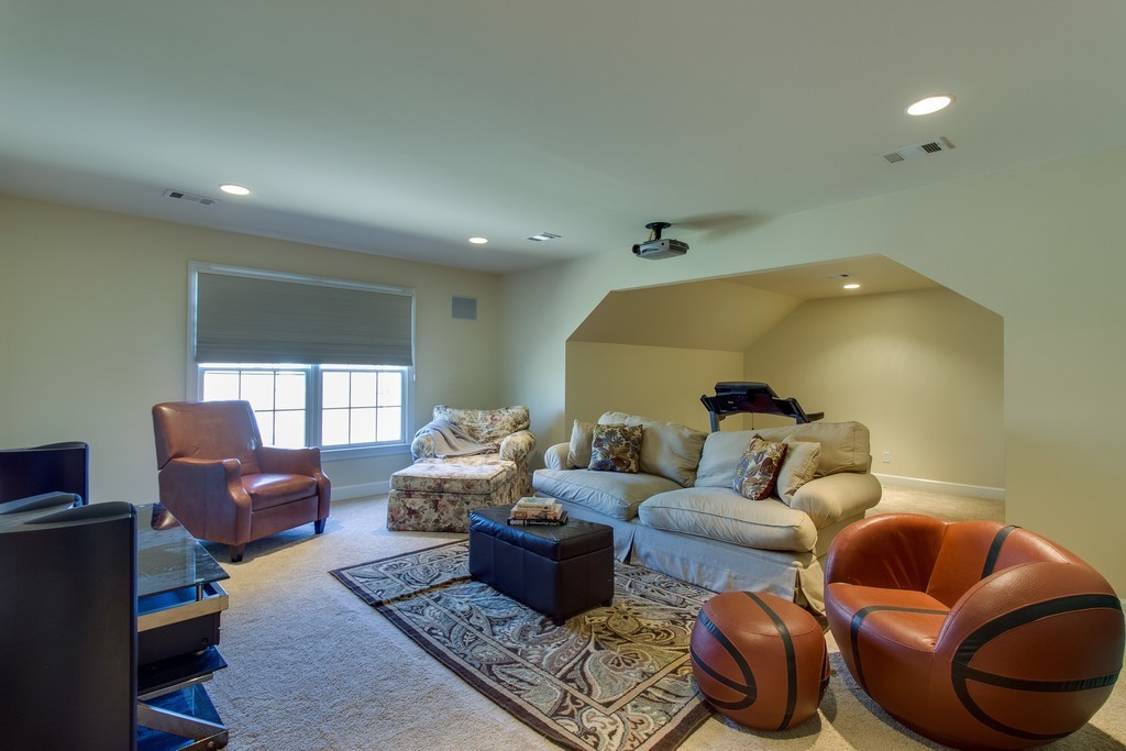 83 Governors Way Brentwood TN 37027